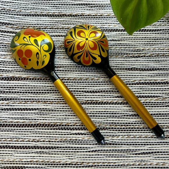 Vintage Russian Hand Painted Lacquer Wooden Spoons w/ Red & Gold Swirled Designs - Picture 3 of 9